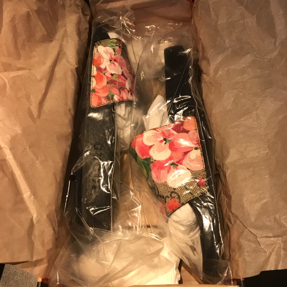 Gucci GG Blooms Supreme Sandal